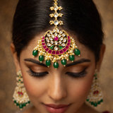 Gulnaar Kundan Tikka